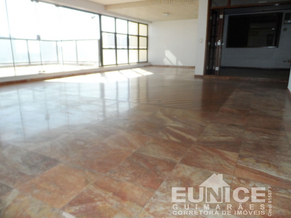 Apartamento centro c/ 344m² R$ 720mil!