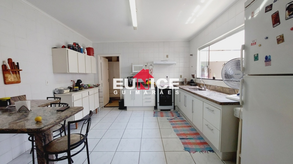 Casa sobrado Jardim Icaray. R$ 405 mil