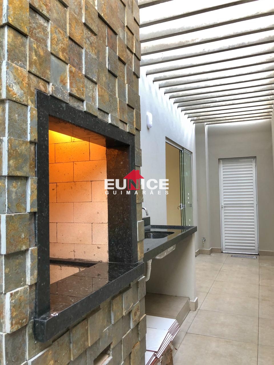 Casa Condomínio Barcelona. R$ 570 mil