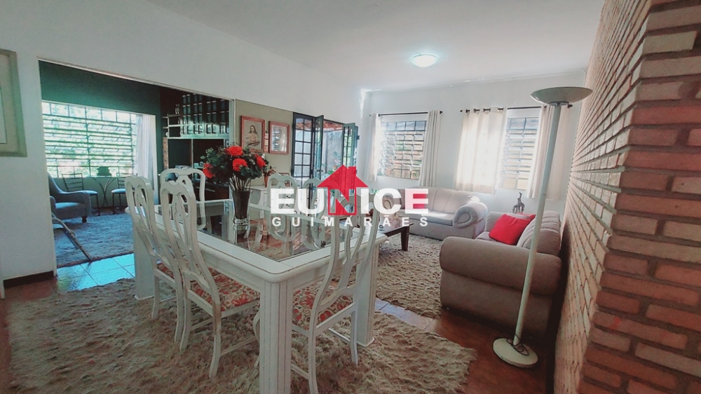 Casa venda Jardim Sumaré,3 dormitórios, suite, 4 garagem! R$ 640 mil.