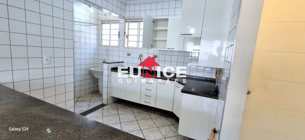 Apartamento Venda condomínio Europa. R$ 179 mil